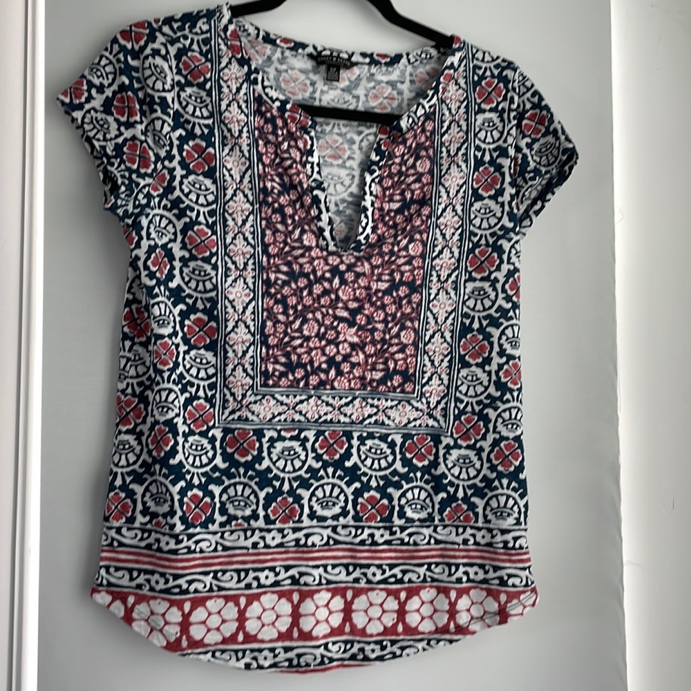 Lucky Brand shirt size s/p. T-1